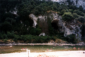エブー洞窟